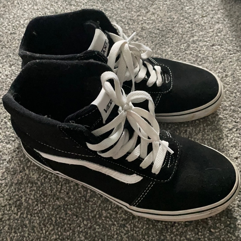 Black classic high top Vans